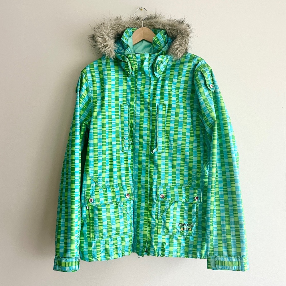Special Blend Winter Coat with a Sweater Liner (2-in-1)